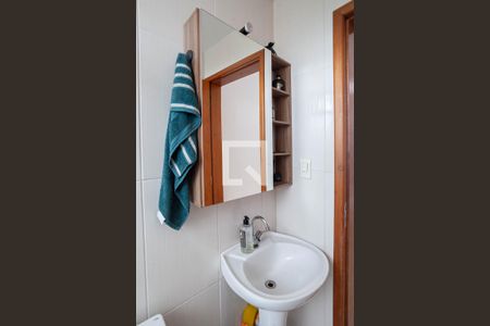 Apartamento à venda com 101m², 2 quartos e 2 vagasBanheiro social 