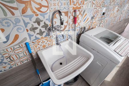 Apartamento à venda com 101m², 2 quartos e 2 vagasÁrea de serviço 