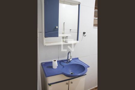 Casa à venda com 200m², 2 quartos e 2 vagasBanheiro