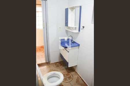 Casa à venda com 200m², 2 quartos e 2 vagasBanheiro