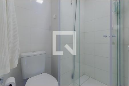 Banheiro Social de apartamento para alugar com 1 quarto, 30m² em Vila Dom Pedro I, São Paulo