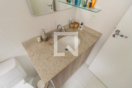 Apartamento para alugar com 70m², 2 quartos e 1 vaga Apartamento para alugar com 70m², 2 quartos e 1 vagaBanheiro da Suíte