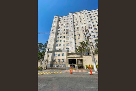 Apartamento para alugar com 56m², 2 quartos e 1 vaga Apartamento para alugar com 56m², 2 quartos e 1 vagaFachada