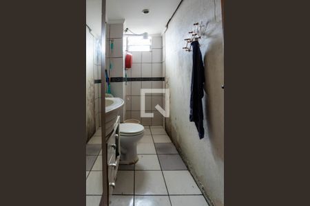 Banheiro  de apartamento à venda com 2 quartos, 42m² em Conjunto Habitacional Teotonio Vilela, São Paulo