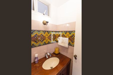 Lavabo da Sala 2 de apartamento para alugar com 4 quartos, 307m² em Sion, Belo Horizonte