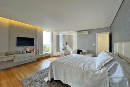 Casa à venda com 600m², 4 quartos e 4 vagasSuíte Master