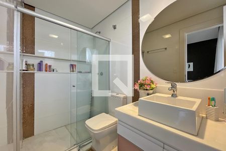 Casa à venda com 600m², 4 quartos e 4 vagasBanheiro da Suíte 3