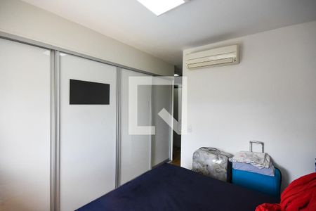 Apartamento à venda com 128m², 3 quartos e 2 vagas Apartamento à venda com 128m², 3 quartos e 2 vagasSuíte 1