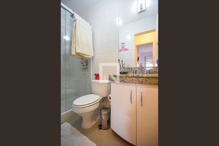 Apartamento à venda com 128m², 3 quartos e 2 vagas Apartamento à venda com 128m², 3 quartos e 2 vagasBanheiro