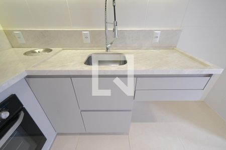 Apartamento para alugar com 53m², 2 quartos e 1 vaga Apartamento para alugar com 53m², 2 quartos e 1 vagaCozinha - Armários