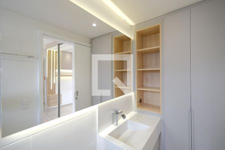 Apartamento para alugar com 53m², 2 quartos e 1 vaga Apartamento para alugar com 53m², 2 quartos e 1 vagaDetalhe do Banheiro da Suite