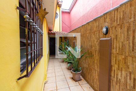 Casa à venda com 143m², 4 quartos e 2 vagasQuintal