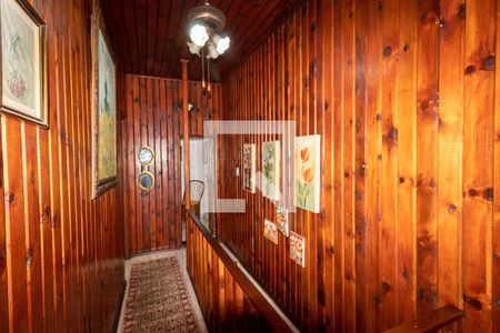 Casa à venda com 143m², 4 quartos e 2 vagasCorredor