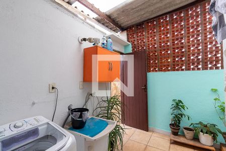 Casa à venda com 143m², 4 quartos e 2 vagasLavanderia