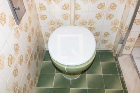 Apartamento à venda com 80m², 2 quartos e sem vagaBanheiro - Suite