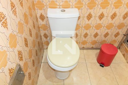 Apartamento à venda com 80m², 2 quartos e sem vagaBanheiro Corredor