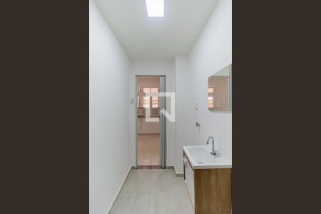 Banheiro de kitnet/studio para alugar com 1 quarto, 20m² em Centro, Rio de Janeiro