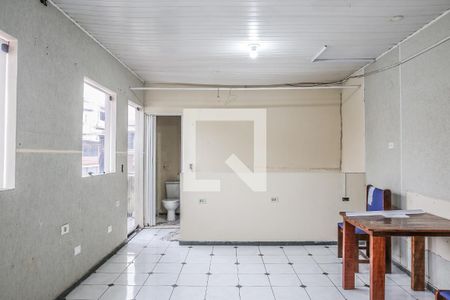 Sala e Quarto de casa para alugar com 1 quarto, 32m² em Vila Clarice, Santo André