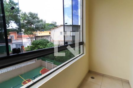 Sacada da Sala de apartamento para alugar com 2 quartos, 56m² em Jardim Umarizal, São Paulo