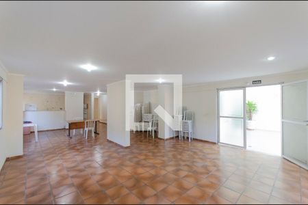 Apartamento à venda com 72m², 3 quartos e 1 vagaÁrea Comum - Salão de Festas