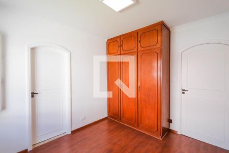 Casa para alugar com 650m², 5 quartos e 4 vagas Casa para alugar com 650m², 5 quartos e 4 vagasSuíte 4