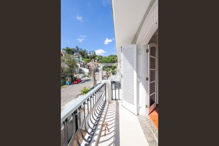 Casa para alugar com 650m², 5 quartos e 4 vagas Casa para alugar com 650m², 5 quartos e 4 vagasVaranda - Suíte 1