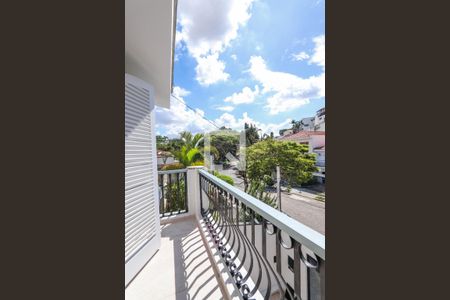 Casa para alugar com 650m², 5 quartos e 4 vagas Casa para alugar com 650m², 5 quartos e 4 vagasVaranda - Suíte 1