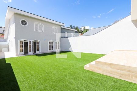 Casa para alugar com 650m², 5 quartos e 4 vagas Casa para alugar com 650m², 5 quartos e 4 vagasQuintal