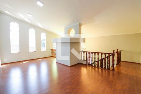 Casa para alugar com 650m², 5 quartos e 4 vagas Casa para alugar com 650m², 5 quartos e 4 vagasSala de TV