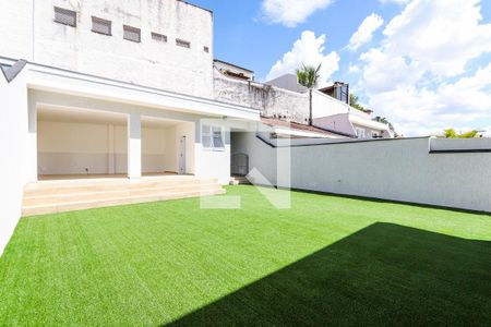 Casa para alugar com 650m², 5 quartos e 4 vagas Casa para alugar com 650m², 5 quartos e 4 vagasQuintal