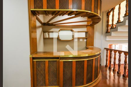 Casa para alugar com 650m², 5 quartos e 4 vagas Casa para alugar com 650m², 5 quartos e 4 vagasSala de Jantar