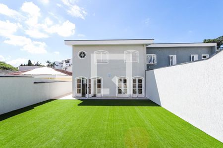 Casa para alugar com 650m², 5 quartos e 4 vagas Casa para alugar com 650m², 5 quartos e 4 vagasQuintal