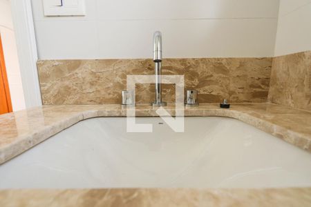 Casa para alugar com 650m², 5 quartos e 4 vagas Casa para alugar com 650m², 5 quartos e 4 vagasBanheiro - Suíte 4