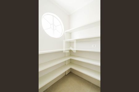 Casa para alugar com 650m², 5 quartos e 4 vagas Casa para alugar com 650m², 5 quartos e 4 vagasDespensa