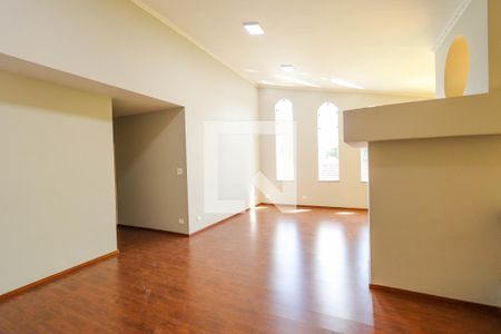 Casa para alugar com 650m², 5 quartos e 4 vagas Casa para alugar com 650m², 5 quartos e 4 vagasSala de TV