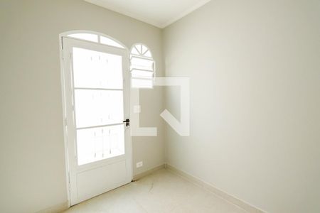 Casa para alugar com 650m², 5 quartos e 4 vagas Casa para alugar com 650m², 5 quartos e 4 vagasQuarto de Serviço