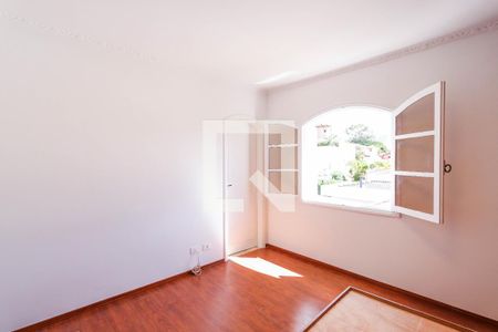 Casa para alugar com 650m², 5 quartos e 4 vagas Casa para alugar com 650m², 5 quartos e 4 vagasSuíte 2