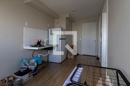 sala e cozinha compartilhadas de apartamento para alugar com 1 quarto, 24m² em Jardim Santa Emília, São Paulo