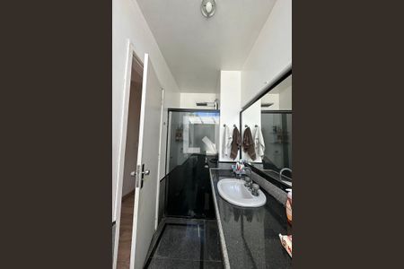 Casa à venda com 270m², 3 quartos e 2 vagasBanheiro do Quarto 3