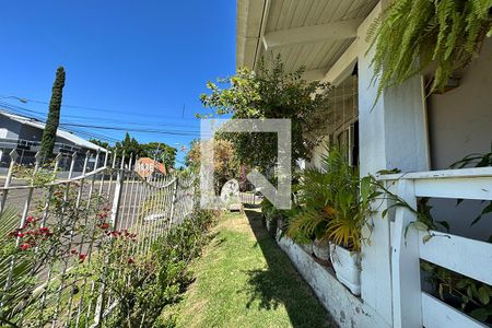 Casa à venda com 270m², 3 quartos e 2 vagasQuintal