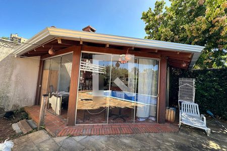 Casa à venda com 270m², 3 quartos e 2 vagasQuintal