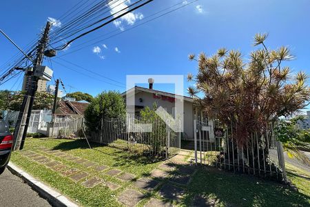 Casa à venda com 270m², 3 quartos e 2 vagasFachada