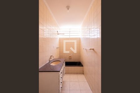 Casa à venda com 100m², 2 quartos e sem vagaBanheiro Social