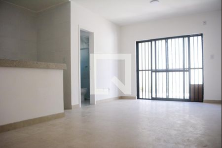 Sala/Quarto de casa de condomínio para alugar com 1 quarto, 42m² em Stella Maris, Salvador