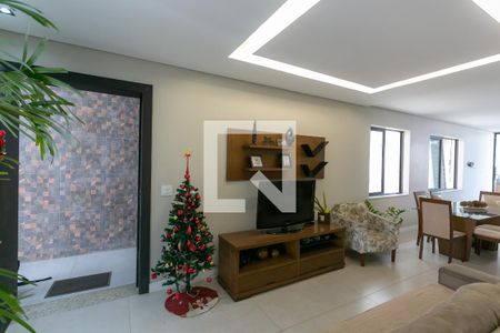 Sala de casa à venda com 4 quartos, 230m² em Santo Andre, Belo Horizonte