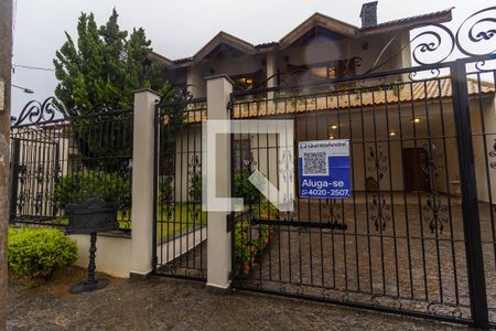 Casa à venda com 407m², 3 quartos e 4 vagas Casa à venda com 407m², 3 quartos e 4 vagasFachada