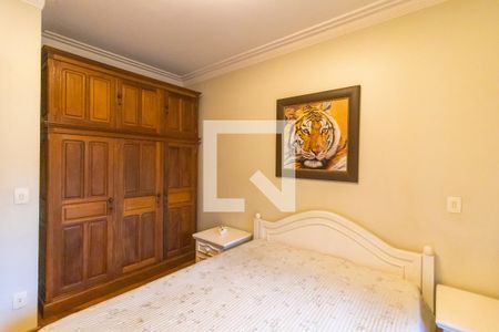 Casa à venda com 407m², 3 quartos e 4 vagas Casa à venda com 407m², 3 quartos e 4 vagasQuarto 3