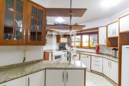 Casa à venda com 407m², 3 quartos e 4 vagas Casa à venda com 407m², 3 quartos e 4 vagasCozinha