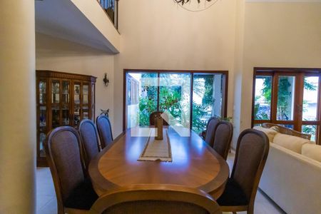 Casa à venda com 407m², 3 quartos e 4 vagas Casa à venda com 407m², 3 quartos e 4 vagasSala 2