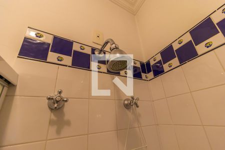 Casa à venda com 407m², 3 quartos e 4 vagas Casa à venda com 407m², 3 quartos e 4 vagasBanheiro da Piscina